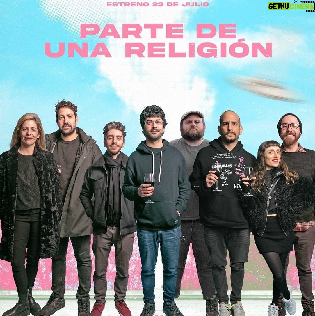 Valeria Lois - 486 Likes - Posted @withregram • @partedeunareligion 👽👉 MAÑANA ÚLTIMO DÍA para comprar las entradas de pre-venta para la primera temporada de #partedeunareligion 🎬
¿Qué es #partedeunareligion ? Una miniserie de 3 capítulos online.
¿Cómo saco las entradas? Desde el link de nuestra bio.
¿En qué plataforma se ve la serie? Eventbrite. Luego de comprar tus entradas, vas a recibir un link para verla el día del estreno.
¿Cuándo puedo ver la serie? Desde el día del estreno, el 23/7 a las 19hs hasta el 25/7 inclusive.
¿Cuánto duran los capítulos? 20 minutos cada uno.
¿Se publican todos los capítulos juntos? Sí, podés hacer maratón 😎
¿Medios de pago? Tarjeta de crédito o débito, y efectivo (solo Argentina).
¿Si estoy en otra parte del mundo puedo ver la serie igual? Sí, eligiendo el método de pago correspondiente a tu país.
¿Está subtitulado? Sí. En inglés, castellano, guaraní y alienígena 🤯
Dirige: @luvaldemoros
Produce: @obol_films @tinchogranados
Escritores: @santigobernori y @ehhmariano
Música: @seba_furman
Vestuario: @dinobalanzino
Ya falta menos, un ratito 😜
_
#series #argentina #comedia #cine