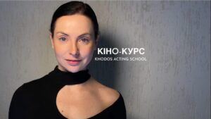Valeriia Khodos Instagram - ЛІТНІЙ НАБІР В KHODOS ACTING SCHOOL @khodosschool 

Запрошуємо тебе на КІНО - КУРС по роботі в  кадрі за авторською системою актриси Валерії Ходос 📽️

•КУРАТОР КУРСУ: Валерія Ходос @v.khodos 
•ВИКЛАДАЧІ КУРСУ: Вікторія Чернобук @viktoriachernobuk 
 та Катерина Черипко @katecheripko 

⚠️ Кіно курс поділений на три рівні навчання, тривалістю 4 місяці кожен:

🔴 Кіно Basic; 
🔴 Кіно Intermediate; 
🔴 Кіно Advanced; 

🔺Курс BASIC КІНО - базовий курс по роботі в кадрі; 

🔺Курс INTERMEDIATE -другий рівень навчання, для випускників BASIC.

🔺Курс ADVANCED - третій рівень навчання, для випускників курсу INTERMEDIATE.

✏️За деталями щодо кожного з курсів-пишіть в дірект.

📌Реєстрація на сайті, в шапці профілю.

*На відео - кадри з фінальних робіт наших студентів курсу “Кіно Advanced”