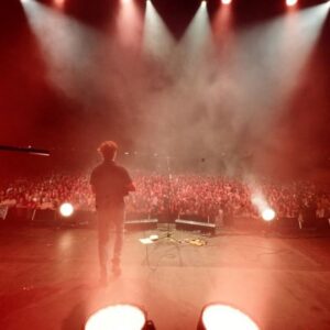 Vance Joy Instagram - Hearts full after the first show in Vancouver, thank you ♾ 🙏
📸 @bradcauchy