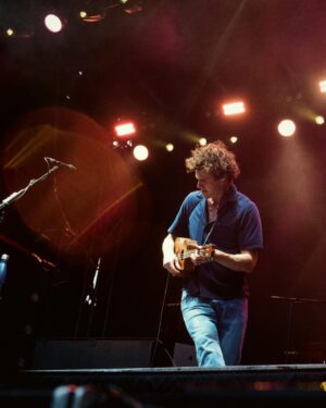 Vance Joy Instagram - Fun times in London Ontario 
Opening for @mumfordandsons what a pleasure !

📸 @bradcauchy