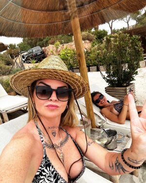 Vanessa Breckpot Instagram - 🏝️..♥️

#vacances #corse #amour #instalove