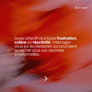 Vanessa DL Instagram - ASTROLOGIE D'AVRIL 🌀

J'avais envie de vous partager mes réflexions du moments, en lien avec tout ce qui se trame dans le cosmos présentement. 🫣

Aussi, je souhaitais vous partager mon intention de prendre un peu recul des réseaux sociaux au cours des prochaines semaines. J'ai présentement besoin d'espace pour intégrer, digérer et contempler tous les changements qui s'opèrent dans ma vie.

Avec la rétrograde de Mercure qui aura lieu jusqu'au 25 avril, je crois qu'il s'agit d'un moment idéal pour réduire mon temps d'écran et faire de la place aux nouvelles idées qui veulent émerger - je les sens venir 🌱🤏!

Puisque c'est toujours agréable pour moi de partager mes réflexions avec vous, je vous encourage à me suivre via mon infolettre (lien dans la bio). 

Elles se font plutôt rares, mais elles sont toujours créées de manière très intentionnelle et avec beaucoup d'amour.

Touroulou ! 🥰

#avril #astrologie #mercureretrograde