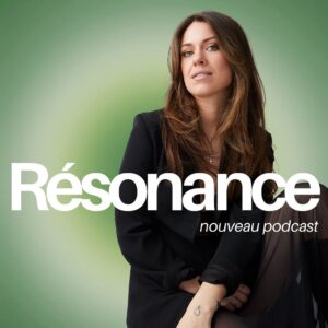 Vanessa DL Instagram - ✨ COMING SOON ✨

Moins d’un mois avant le solstice d’été, date à laquelle je lancerai officiellement mon nouveau podcast « Résonance ».

Résonance est un podcast où chaque épisode de 15 à 20 minutes s’écoute comme de longs messages vocaux envoyés par ta meilleure amie. Ayant pour mission de parler du cœur, je vous propose partages sous forme de confessions, d’explications, et de réflexions toujours vivantes et sincères.

C’est un espace décomplexé et incarné, où la sincérité, la transparence et l’imperfection seront au rendez-vous. 

On se tient loin des discours spirituels formatés qui font rouler des yeux. À la place, on explore des modalités ésotériques comme le tarot et l’astrologie, avec un langage clair et une approche terre à terre, dénuée de jargon aliénant.

Chaque épisode est une invitation à naviguer ensemble dans cette ère complexe, en gardant un contact précieux avec notre petite voix intérieure. À travers des partages authentiques et un regard critique, «Résonance» aspire à trouver écho chez celleux qui écoutent, à offrir réconfort et à raviver notre pouvoir.

J’en profite pour remercier toutes les personnes qui ont écouté le podcast Mystique. Je sentais que le podcast avait besoin de s’éteindre pour mieux renaître et j’espère que cette nouvelle version résonnera avec vous. 🤍✨

Photo : @__valerieboulet 
Mise en beauté : @misslala_makeup 
Visuel : 🙋🏻‍♀️