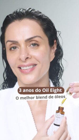 Vanessa Machado Instagram - Corra lá no YouTube, veja o vídeo na íntegra e se surpreenda com o potencial do Oil Eight. 
Ah! Nossa promoção continua até 10/3 e conta com descontos de até 30% na linha Eight, frete grátis nas compras acima de R$ 400,00, e, para os demais produtos da Dermociencia, você ainda pode aplicar meu cupom Vanessa, que vai lhe garantir mais 10% de desconto. #eight
#oleodetratamento #melasma
#rosacea #acne #psoriase #rugas
#pelemadura #linhasdeexpressao
#dermociencia oficial
#produtosnaturais 
#semcrueldadeanimal 
#pelemadurabemcuidada