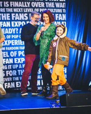 Vanessa Marshall Instagram - Thank you @macsrebo for joining me on stage! Such a great panel with @ashleyeckstein @mattlanter @jatactor @deebradleybaker! Thank you @fanexpophiladelphia @celebworx for an incredible weekend. Loved seeing my #starwarsfam @officialrebellegion @official501st @mandalorianmercs! And my soul mate @samsyndulla and best bud @t3knikolor!! Xo 💚🫶🏻💚
Shout out to @jasonlaboyphotography for these great photos! Love you! Xo ✨