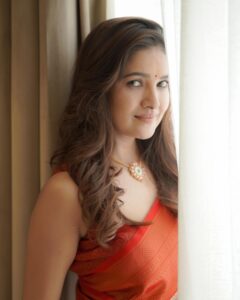 Actress Vani Bhojan HD Instagram Photos and Wallpapers May 2024