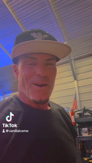 Vanilla Ice Instagram - #LowRider #LowRiderSuperShow #LowriderMagazine @lowridermagazine #Tampa #Florida