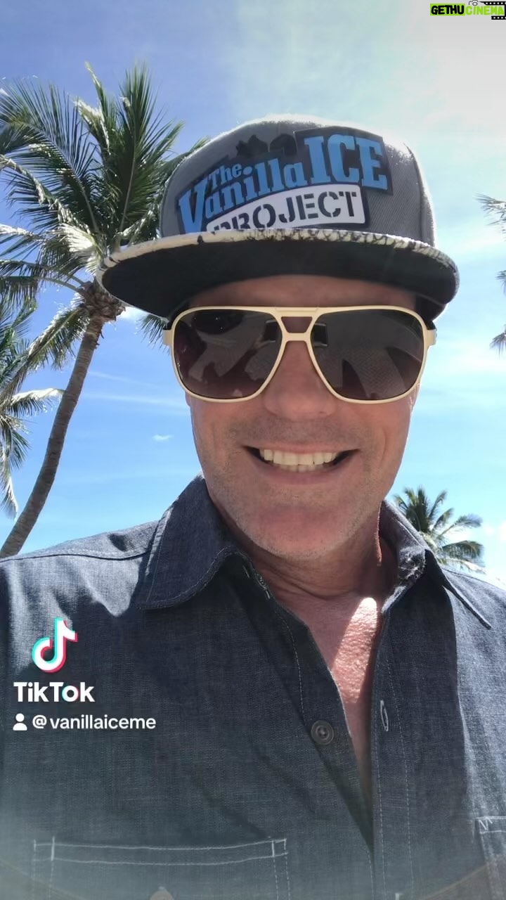 Vanilla Ice - 4.4K Likes - Hell yeah, never too late to start a boy band. #hahaha #BoyBand