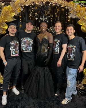 Vanity Milan Instagram - Ru Paul’s Drag Con UK 🇬🇧 2024 

What a perfect way to kick off the year with some good’ole drag, meeting fans catching up with friends and spending time with sisters from around the world 🌍 

Huge AITÄH (thank you) to my husband & my friends who flew from Estonia 🇪🇪 to help me out! MY FAMILY FOR LIFE! 🫶🏾 A thank you to each and every single person that attended Drag Con this year WE appreciate the love and support! Wholeheartedly 🥰🫶🏾