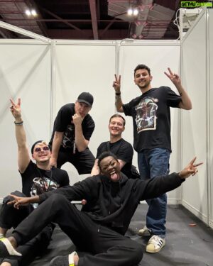 Vanity Milan Instagram - Ru Paul’s Drag Con UK 🇬🇧 2024 

What a perfect way to kick off the year with some good’ole drag, meeting fans catching up with friends and spending time with sisters from around the world 🌍 

Huge AITÄH (thank you) to my husband & my friends who flew from Estonia 🇪🇪 to help me out! MY FAMILY FOR LIFE! 🫶🏾 A thank you to each and every single person that attended Drag Con this year WE appreciate the love and support! Wholeheartedly 🥰🫶🏾