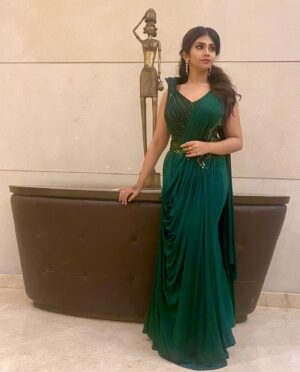 Varsha Viswanath Instagram - Chillin’ like a villian 🍀
.
.
.
👗- @fatiz_official