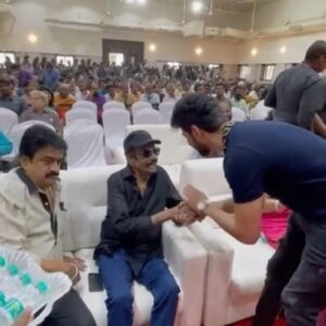 Varun Kamal Instagram - அண்ணே இதுல எப்படின்ன  லைட் எரியும் மொமன்ட். 😀🤩

#goundamani #senthil #favourite #combo #goundamanisenthil #varunactor #fanboymoment #fanboy #biggbosstamil #biggbosstamil5 #Varun #actorVarun #Tamilcinema #Kollywood #reelsinstagram #reelsvideo #reels #reelskarofeelkaro #favouriteperson #reelsoftheday