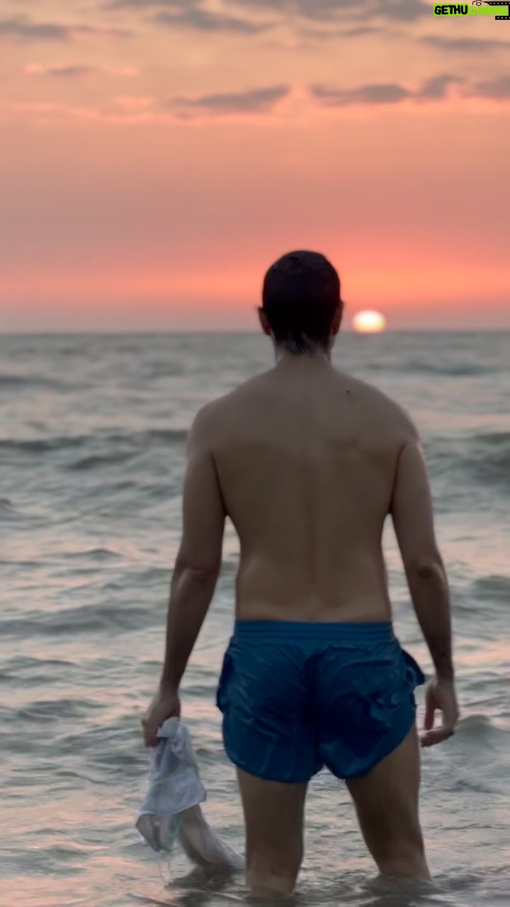 Varun Mitra - 3K Likes - This sunset was everything ♥️