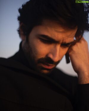 Varun Mitra Instagram - Life or something like it … 
.
.
.
📷 @bhumikab