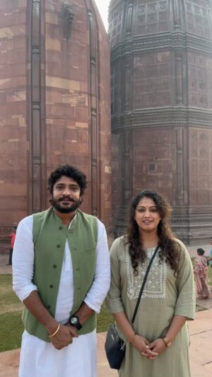 Vasishta N. Simha Instagram - 💛❤️

#karnatakarajyotsava #kannada #rajyotsava #simhapriya