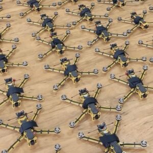 Vasyl Baidak Instagram - конвертували волосся в 120 fpv дронів!

це ви бачите результат кудлатого збору.
дрони полетять до 25ї, 54ї і Артилерії Азову захищати наших військових і заважати ворогу🔥😼.

125 кудланів і кудлачих принесли кошти і 2 064 000 грн перетворились в цих джмеликів. усі учасники і учасниці мені прислали зістрижене волосся, ми із нього пошили 120 маленьких перук. на фото приклад однієї перуки. не дрони, а феї.

ще невелика частина коштів пішла на інші потреби, про які відзвітую в сторіс. будуть в закріплених.

дуже дякую усім причетним до кудлатого збору. хто саме — шукай по #кудлатийзбір і в дописі з дня народження нижче.