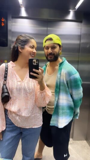 Vatsal Sheth Instagram - Am I right or am I right…
Only those supporting me comment 😜

@vatsalsheth