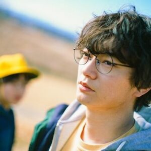 Vaundy Instagram - タイムパラドックス / Vaundy

 < MUSIC VIDEO >

主演 : 染谷 将太
監督 : Vaundy