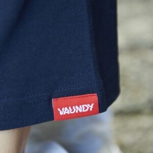 Vaundy Instagram - Vaundy ONLINE STORE 

one man live “KATARIBE”
OFFICIAL GOODS 公開‼️

ただいまよりVaundy ONLINE STOREにて販売を開始🛒

是非チェックしてください👀
vaundy.jp/goods/

model Riko (158cm)
instagram.com/riko_riko1204/

photo Miku Nakajima
instagram.com/miku.nakajima/

#Vaundy
#vaundygoods