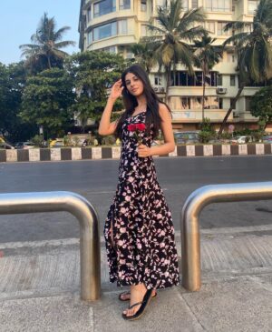 Vedika Nawani Instagram - Don’t blame me for falling