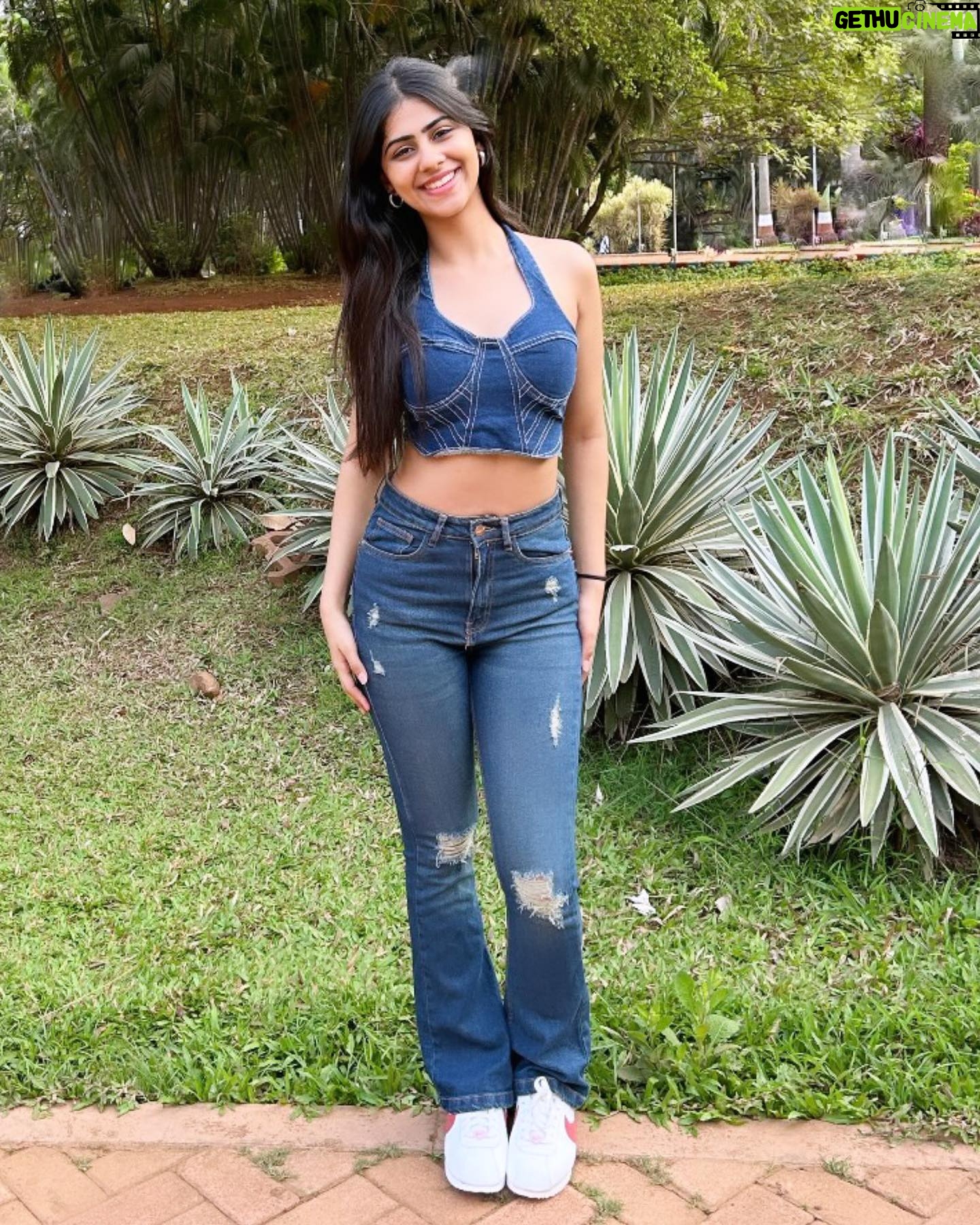 Vedika Nawani - 3 Likes - @myntra @myntrafwd
#myntrafwd #fwdcampussquad #fwdfinds #fwdfitcheck #myntrafinds #fwdfam