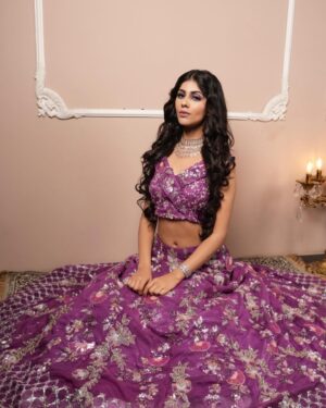 Vedika Nawani Instagram - 💜

Wearing @the_adhya_designer 
Mua @manasi_makeovers 
Photography @sagarfilms194