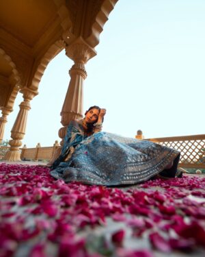 Veebha Anand Instagram - 🥀🥀

Shot by @thegreydot 
Stylist: @ria.ebrahimpurkar 
Makeup: @blush_on_by_shrutishah 
Hair: @lavish_beauties_by_lavanya 
Outfit: @houseofnoori.in
Jewellery: @the_jewel_gallery
Location: @setsinthecity.in