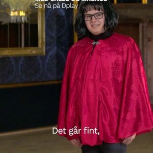 Vegard Ylvisåker Instagram - I kveld er det premiere på «Ylvis På Holmen - med Calle og Magnus». Det er et humorprogram, og vi håper du kommer til å le mye. Hvis ikke, har vi heldigvis laget en mini-serie der man kan se andre folk le. Ikke bare le litt, men le noe så inne i det %*~*$!# mye! Enjoy! #tvnorge #21:00 #latterkongen #ylvispåholmen