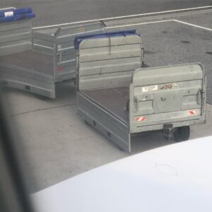 Vegard Ylvisåker Instagram - @flysas Kult når du drar til Australia at kofferten blir nektet ombord allerede i Oslo selv om tag stemmer med boardingkort. Ekstra sjarmerende at ingen sier unnskyld heller. Sorry for 70-år-gammel-sur-mann-stemning, kokte litt over nå.