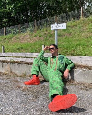 Vegard Ylvisåker Instagram - For all you international ppl; the joke is that the sign says “Earthmother”.