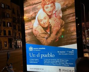 Veki Velilla Instagram - Querido pueblo de Uz;

Es un honor formar parte de esta loca familia y me congratula sobremanera informar a paisanos de pueblos cercanos que mañana y pasado (11 y 12) tendremos función de “Uz. El pueblo” en el @teatro_arriaga en Bilbao y el sábado 14 de octubre en el @teatrocervantes en Málaga.

Os esperamos con muchos disparos, risas, comedia y un punto absurdo.

Sus quiere 🤍