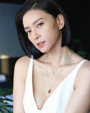 Veronica Ngo Instagram - Thuỳ mị quá rồi …