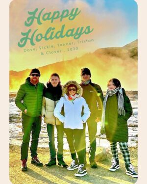 Vickie Howell Instagram - Happy Christmas from my fam to yours! 🎄💗
