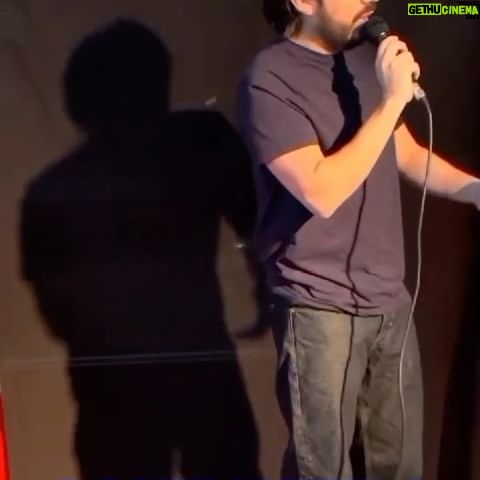 Victor Arauz - 10.4K Likes - Un regalo que me hace @tirita_atr de una noche de stand up en Montevideo 🇺🇾
•
Hermoso compartir con otros comediantes
Dejen su like, no todo es chisme en la vida 🫤♥️