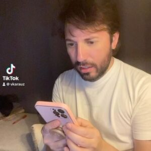 Victor Arauz Instagram - Déjenme solo, voy a llorar 😭