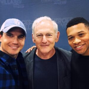 Victor Garber Instagram - The boys are back together @heroesfanfest