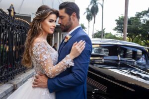 Victor Pecoraro Instagram - Sobre o dia mais feliz das nossas vidas!!!
Sobre viver as bençãos de Deus.
Hoje somos um só, somos Morais Pecoraro. 

Nossa eterna gratidão e amor
Local: @julietadeserpa
Cerimonial: @cohencerimonial
Vestido: @AlexandreDultra
Fotografa: @jessicalimafotografia
Filmaker: @antoniobier
Decoração: @sorelleborsaridecor 
Flores: @carlinhosflores
Paisagismo: @hortoart
Bolo e doces: @sannyspatisserie
Bem casados: @julybemcasados
Docinhos: @sodiedoces
Gourmet: @carmelspipocas
Forminhas: @arteemforminhas
Alianças: @reisman_aliancas
Terno: @eduardoguinle
Make: @amandalbuquerquea
Papelaria: @unite.papelaria
Orquestra: @sonnart.orquestra.rj
Buquê: @casada.noiva
Roby: @stephaniecachapuz 
Arranjo cabelo: @suzette.atelier
Carro: @blacktieservice
Hotel: @ritzriodejaneiro