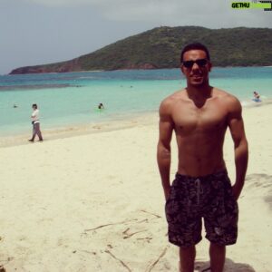 Victor Rasuk Instagram - Happy first day of Summer! #happysummer