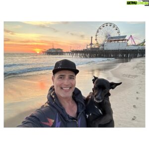 Victor Webster Instagram - Enjoying a beautiful Santa Monica sunset, soaking it all in before heading back to Vancouver