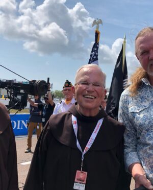Victoria Pratt Instagram - Yesterday was fun! Flew to St. Petersburg FL for the Indy race. Wore a leather jacket - super smart. Met some cool cats. My baby sang the anthem. Ate some snacks with the  Firestone and Kustom Entertainment folks. Oh yeah, and watched the race! Yeehaw!