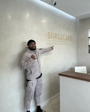 Viddal Riley Instagram - It was a real pleasure to have @isitril Viddal Riley from @258mgt, the English Cruiserweight champion and future world prospect visit us @surgicareaesthetics to use our @one.hyperbarics hyperbaric oxygen chamber!

@isitril won his last fight at the end of March via unanimous decision and is now using our hyperbaric oxygen chamber to facilitate recovery from rib injuries. Stay tuned to follow his progress.

Did you know: HBOT came to fame in 2002, when prior to the World Cup in Japan and Korea David Beckham had broken his  metatarsal bone in his foot playing for Manchester United and was given little chance of making it to the World Cup by doctors. He regularly used HBOT to enhance oxygen delivery to his fracture which facilitated his recovery and made the impossible possible…..he of course went on to score that famous penalty vs Argentina!

#surgicare #cockfosters #hbot #oxygentherapy #hyperbaricoxygentherapy #oxygen #davidbeckham #258 #anthonyjoshua #recovery #hyperbaricmedicine #hyperbaricoxygenchamber #london #barnet #enfield #southgate #northlebanon #athlete #athletetraining #athleterecovery #boxing #boxingtraining #boxinglife #matchroom #matchroomboxing