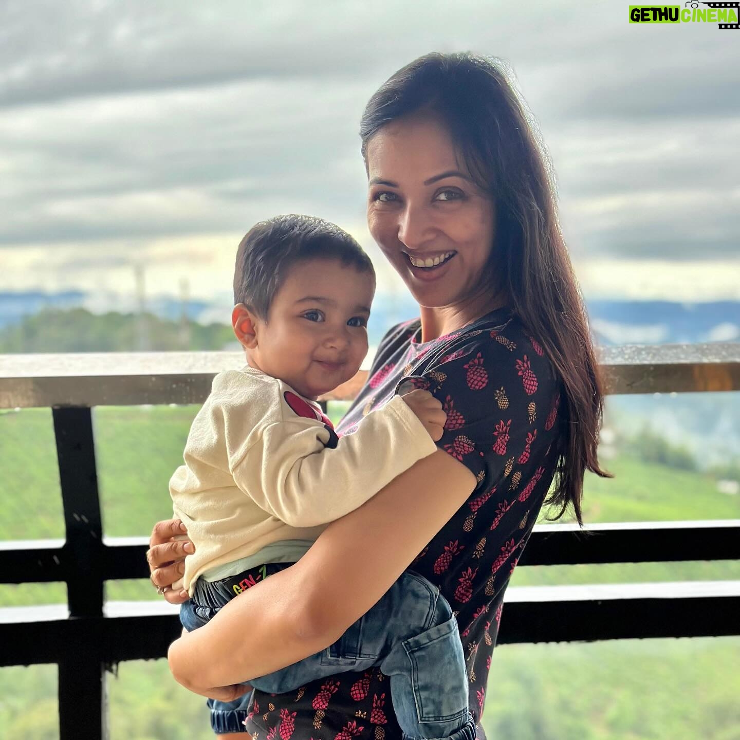 Vidisha - 12.6K Likes - Much needed beautiful getaway in the mountains. Family vacay at @parakkatnatureresortmunnar #sereneplace #beautifuldestinations #família #munnar #south #godsowncountrykerala