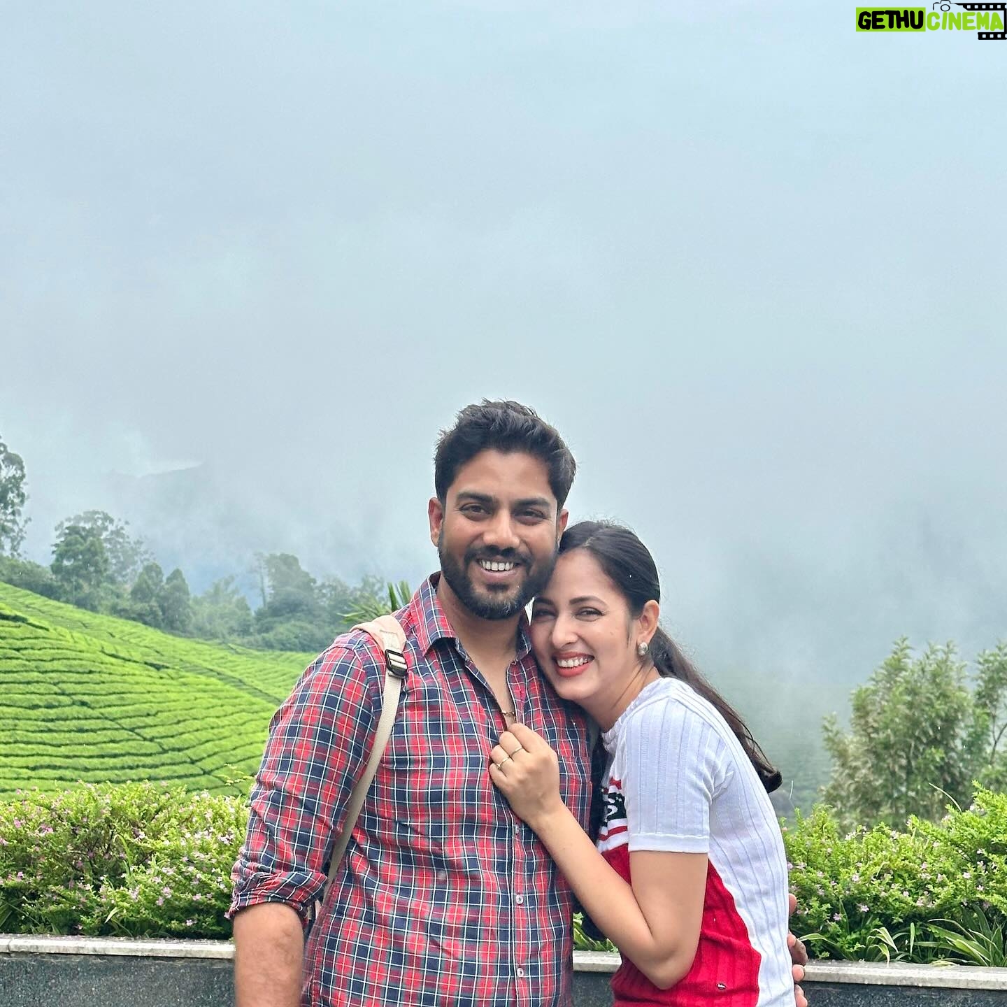 Vidisha - 12.6K Likes - Much needed beautiful getaway in the mountains. Family vacay at @parakkatnatureresortmunnar #sereneplace #beautifuldestinations #família #munnar #south #godsowncountrykerala