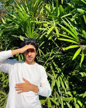 Vihaan Samat Instagram - It was sunny outside