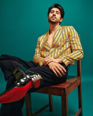 Vihaan Samat Instagram - Last night for @graziaindia ✨
.
.
.
Outfit - @ranbirmukherjeeofficial 
Shoes - @louboutinworld 
Hair - @Irshad__hair
Styling - @who_wore_what_when 
Photography - @harneshjoshi 
Best friend - @ayushpadukone