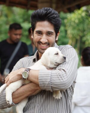 Vihaan Samat Instagram - We’re best friends he just doesn’t know it yet 🐶🐾