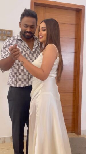 Vijay Kumar Instagram - 😂😂😂 @nakshatra.murthy 
Costume @tailorsewcompany
Mua @mua_vijisharath