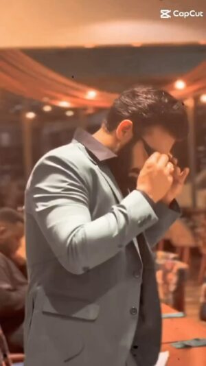 Vikas Verma Instagram - Thank you @vikasverma_fan 
You make me smile everyday 💖
Thank you for being you 
Promise good things are coming ✌️💖

Jawaan fever on 👀

#jawaan #bgm #vikasverma #reelsinstagram #feeling #swag #suit #drugsanddreams