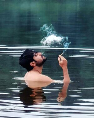 Vikram Chatterjee Instagram - #SurjoSays - Smoking is injurious to health, even if it’s just for a film! ❤️🚭

#Surjo - In cinemas from 19th July.

@shieladitya_official  @madhumita_sarcar  @darshanabanik @auditiva.synthesia @loy_deep @innovative_films #PradeepChakravorty @suvendas @indraroy29 @rahul_avi_07 @ssd.entertainment.pvt.ltd.18 @atto_ghosh @prasungain @sridipmukhopadhyay @moumitapandit_gauriofficial