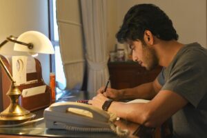 Vikram Singh Chauhan Instagram - कर्म कर, ज़िक्र ना कर। 
शुक्र कर, फ़िक्र ना कर।

#gratitude #toaterrificthursday

📸 @_therahulsharmaa_